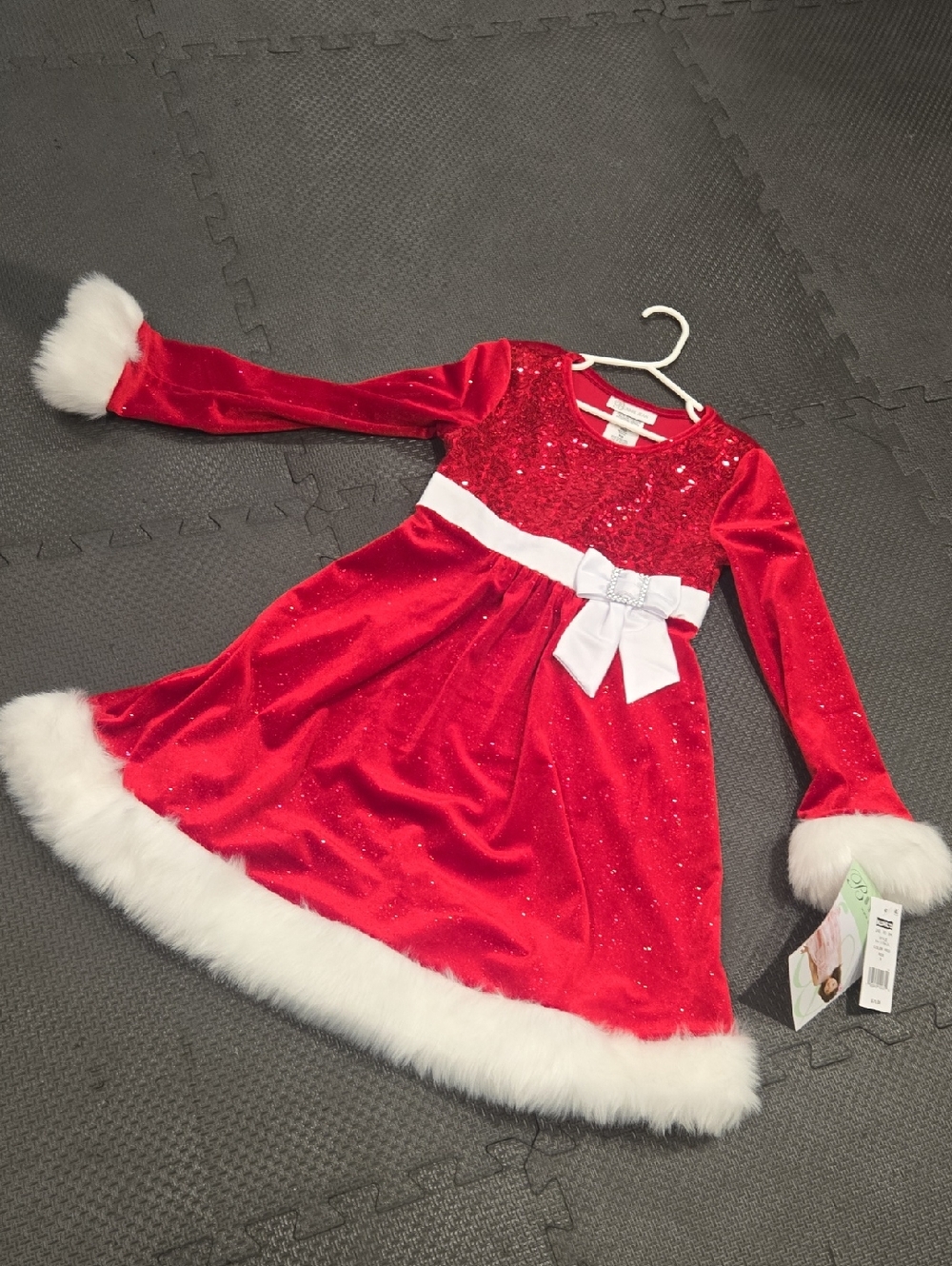Kohl's Red and White Velvet Sequin Holiday Dress for Girls